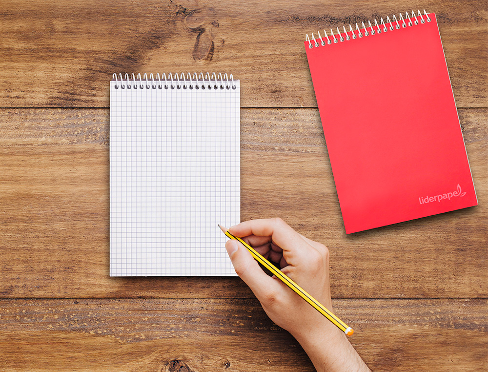 CUADERNO ESPIRAL LIDERPAPEL BOLSILLO OCTAVO APAISADO WITTY TAPADURA 80H 75GR CUADRO 4 MM COLORES SURTIDOS