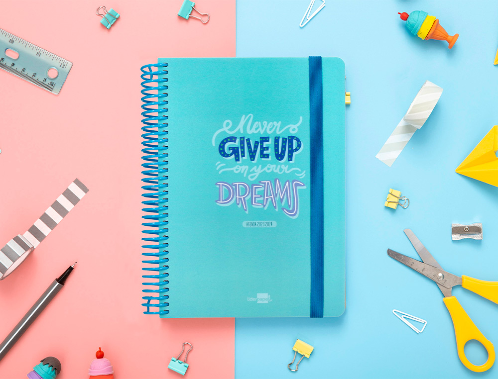 AGENDA ESCOLAR LIDERPAPEL CURSO 23-24 BASIC DIN A5 BILINGUE SEMANA VISTA ESPIRAL TAPA POLIPROPILENO MOD SURTIDO
