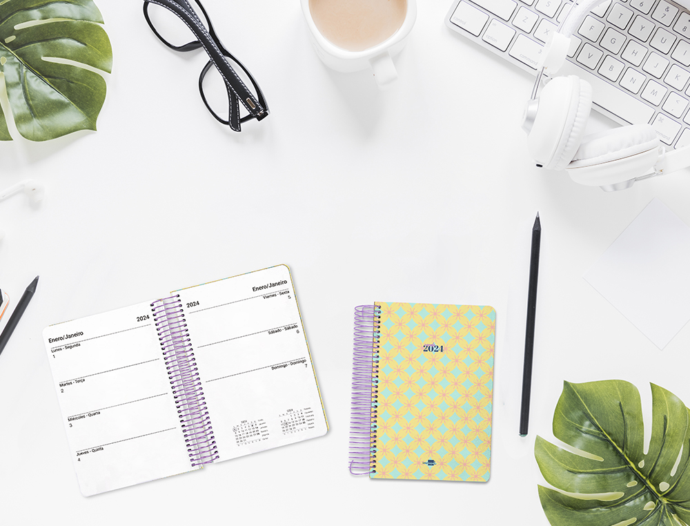 AGENDA ESPIRAL LIDERPAPEL PERISSA A6 2024 SEMANA VISTA PAPEL 80 GR DISEO CIRCLE