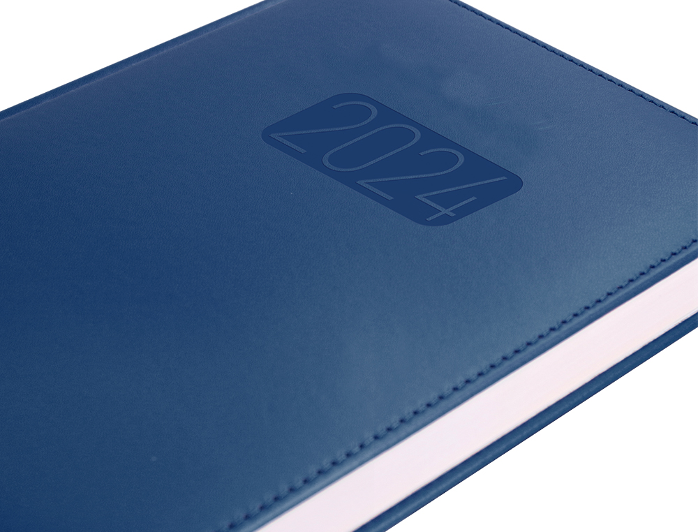 AGENDA ENCUADERNADA LIDERPAPEL CRETA 8X15 CM 2024 SEMANA VISTA COLOR AZUL PAPEL 70 GR