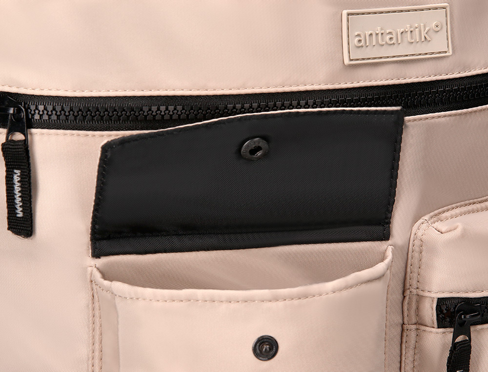 MOCHILA ANTARTIK BOLSO FLIP BAG CON ACOLCHADO PARA PORTATIL 15'' BEIGE 400X120X390 MM