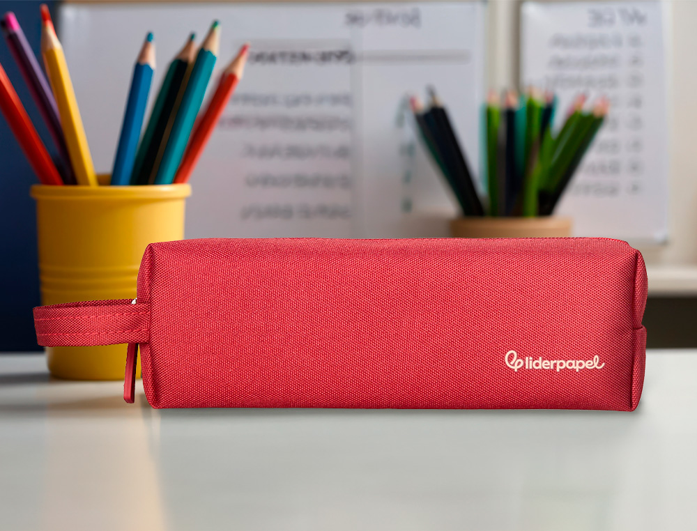ESTUCHE PORTATODO LIDERPAPEL CLASSIC RECTANGULAR CON ASA 210X70MM ROJO