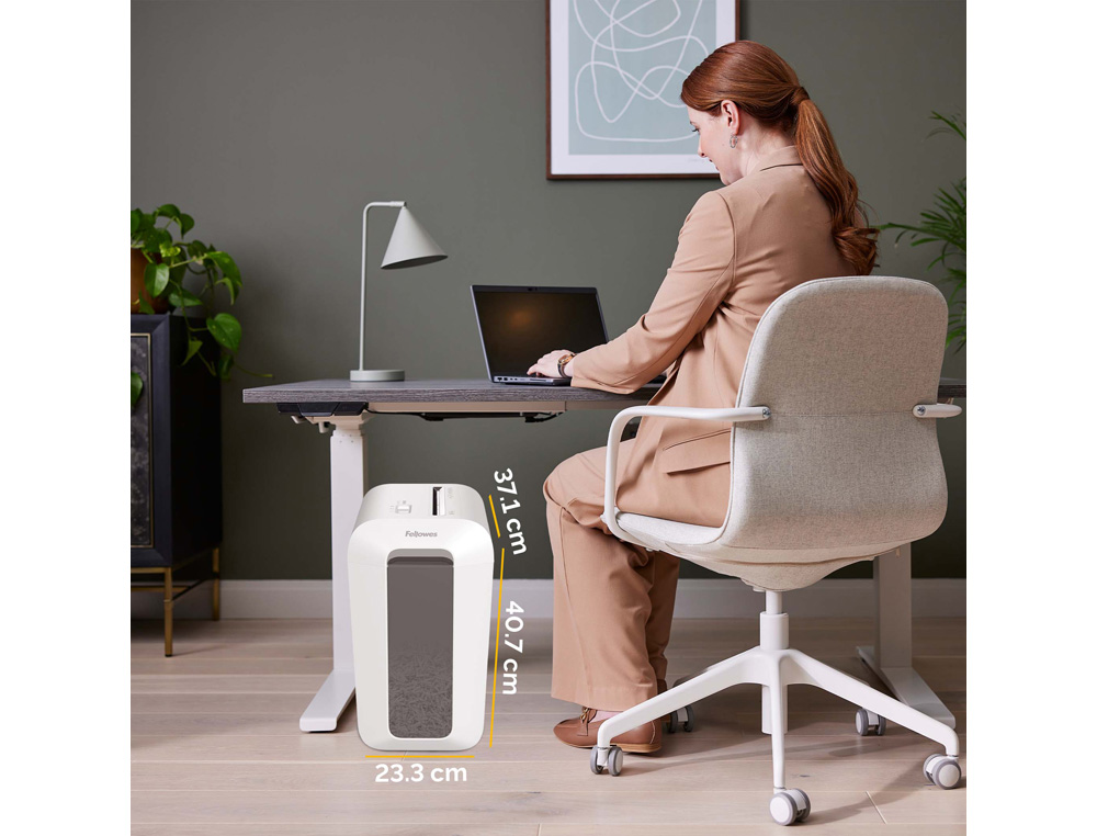 DESTRUCTORA DE DOCUMENTOS FELLOWES LX65 CAPACIDAD 10H SEGURIDAD P4 DESTRUYE GRAPAS CLIPS Y TARJETAS