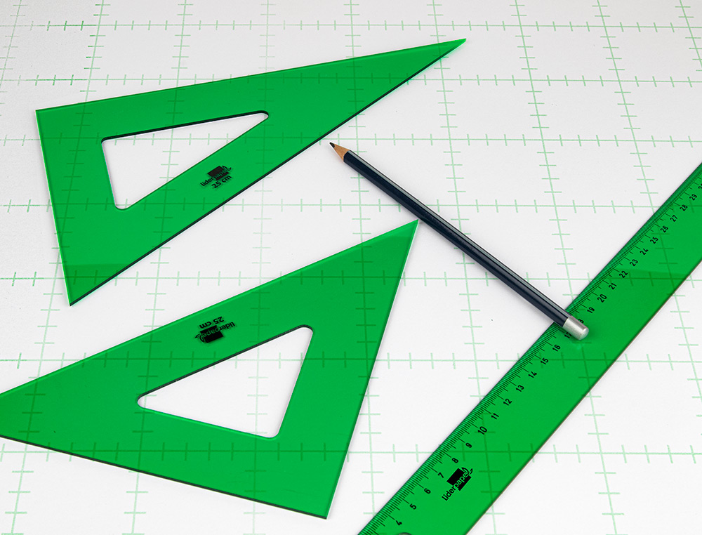 ESCUADRA LIDERPAPEL 28 CM ACRILICO VERDE