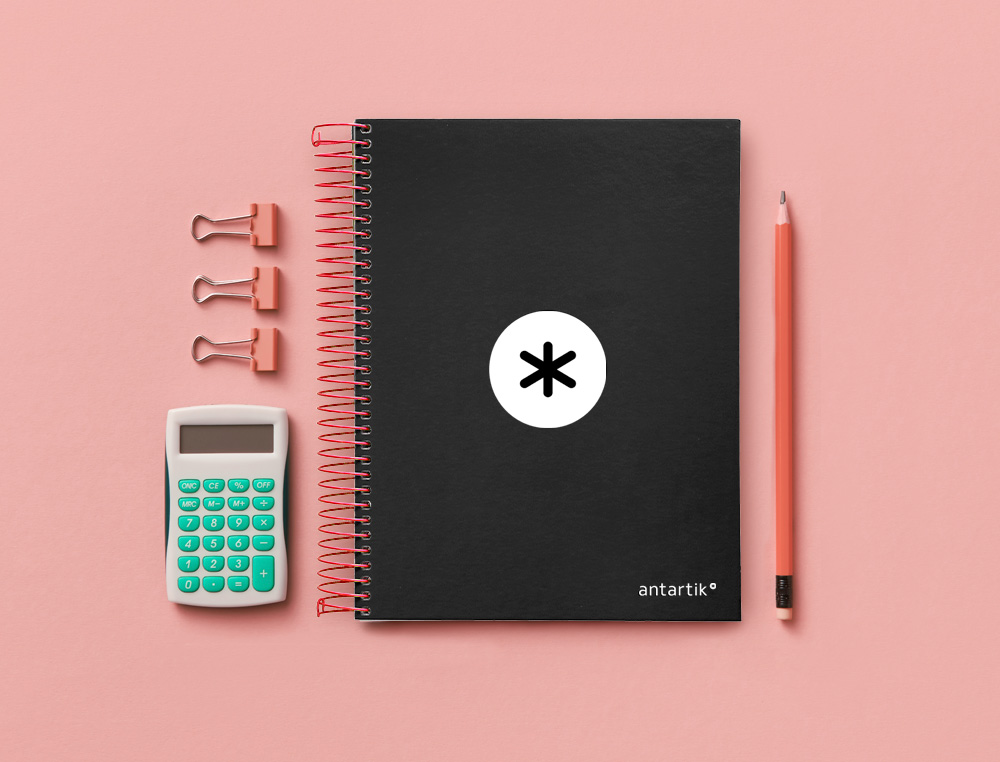 CUADERNO ESPIRAL A5 MICRO ANTARTIK TAPA FORRADA120H 90 GR CUADRO 5MM 5 BANDAS6 TALADROS COLOR NEGRO