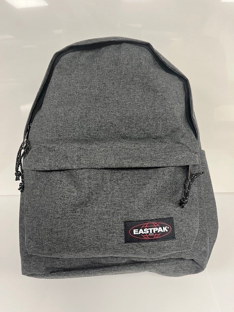 Mochila EASTPAK Modelo EK0A5B Gris oscuro